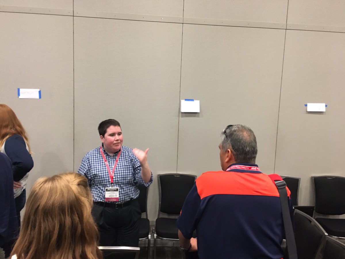 matthewjmoulton's tweet photo. Supporting queer students #AMLEGeniusHour #AMLE2016 @LaneMHopkins https://t.co/VADS83Ihm3