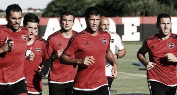 planeta_newells's tweet photo. #Consigna: "Con un par de jugadores entre algodones, ¿Osella debe poner lo mejor Vs Gimnasia o preservar algunos nombres de cara al clásico? https://t.co/iVE6TLZzQg