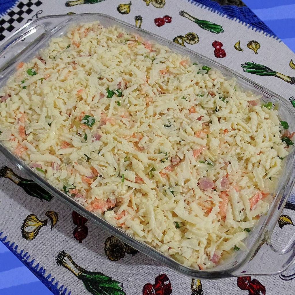 Andrisa01's tweet photo. Levando ao forno 🍲
#boanoite #boa_noite #eumasterchef #arrozdeforno #arroz #fazendoajanta… https://t.co/woIbeX4Bor https://t.co/Ou0MrrjNUD