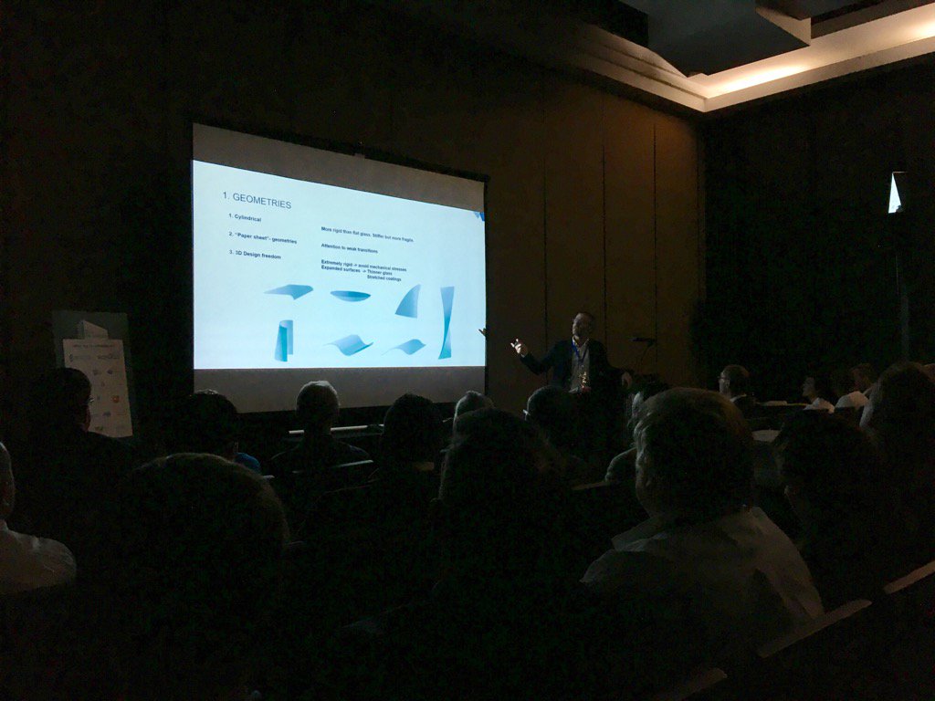 marksilv242's tweet image. #facadetectonics Curved glass for complex architectural shapes. Amazing!