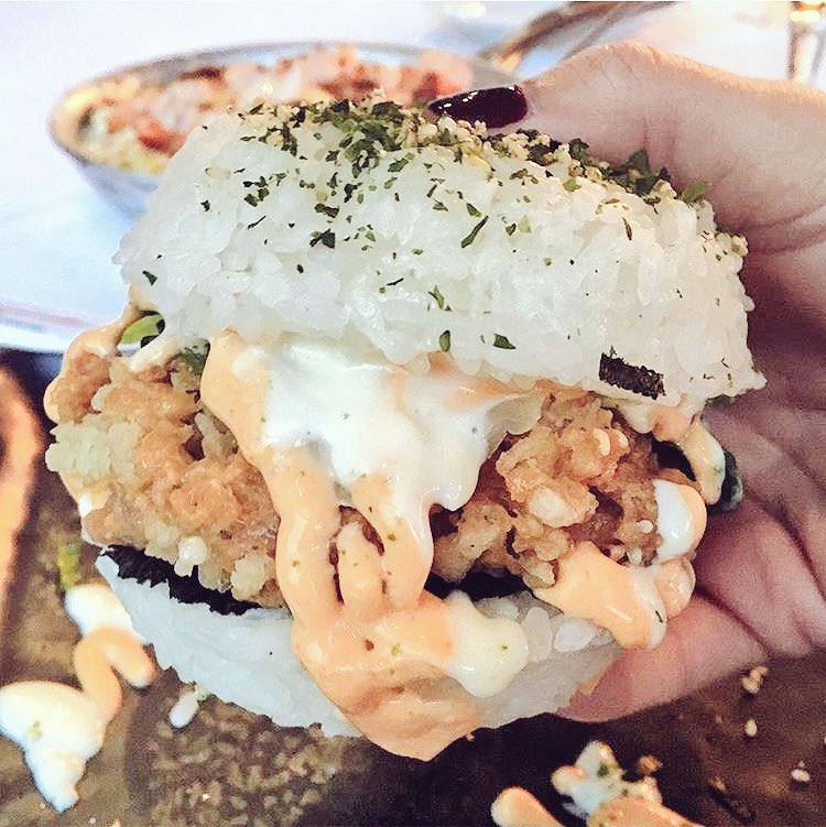 GrubAndTheCity's tweet photo. How do you like your #Burger? Rare... #Sushi Rare 🍣

Only @RedeyeGrillNYC 

#SushiBurger #NYCEats #foodporn #EatThis https://t.co/JerPp7KtlM