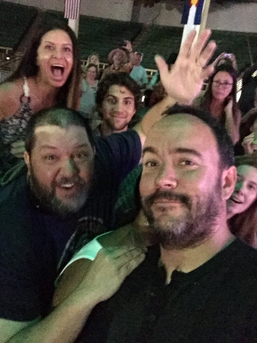 mile_high_dad's tweet photo. @bendo7732 @DMBGorgeCrew @antsmarching @davematthewsbnd thanks for coming to Colorado Dave!!!! Check another off the bucket list #tydave https://t.co/0ebEuZIfIf