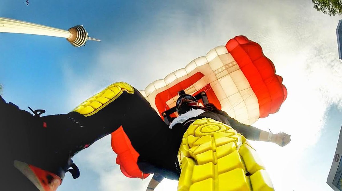 gformofficial's tweet photo. #gformbase ambassador @JamieFlynnBase touching down at the #kltowerbasejump2016 in Malaysia. #basejump https://t.co/yQIbiMm29y
