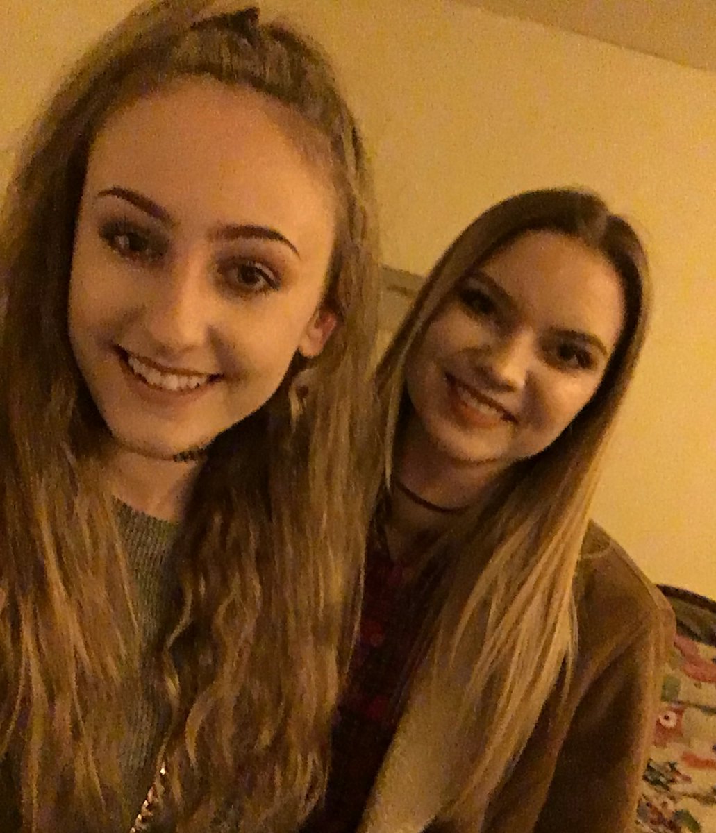 LaurenDPorteous's tweet photo. W/ bae @Eleanorauhl13! #JBCTeam https://t.co/ROnKUYTnju