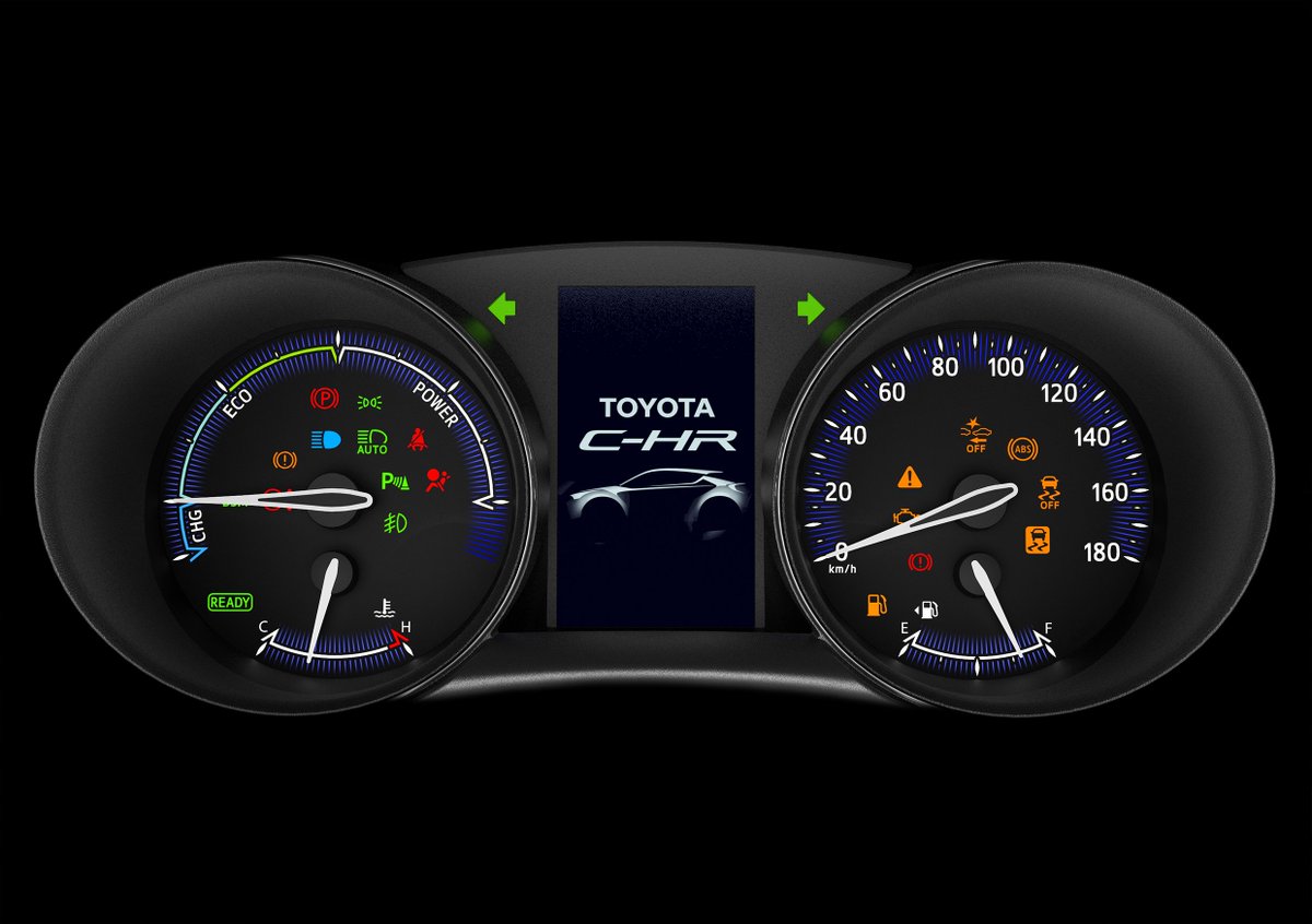 ブルーラインが際立つC-HRのタコメーター】 夜になると、より