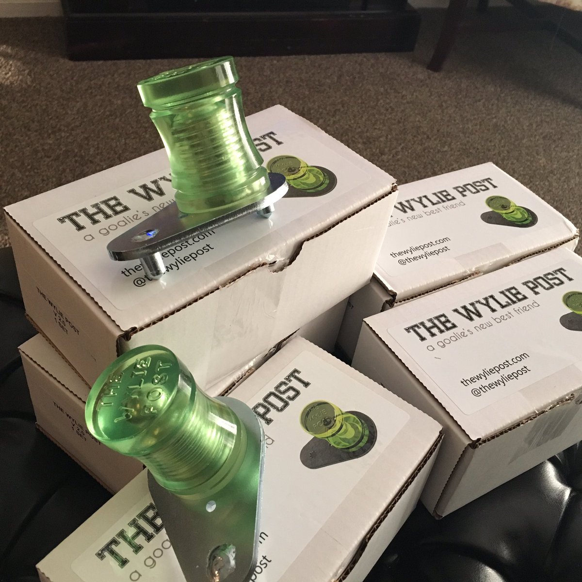 MasterTheCrease's tweet photo. Looking forward to using these new pegs at our upcoming goalie development clinics. #TheWyliePost https://t.co/yTA4SD2q8l