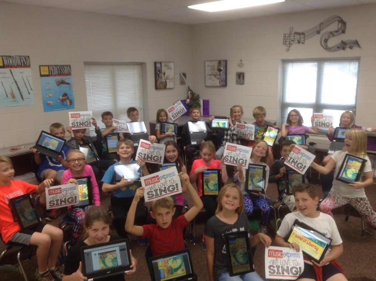 JTSDMusic's tweet photo. We ❤️ to sing!! @jtsdnixa #bennettkids #musicexpress #chromesinging https://t.co/tcJu3VojNi