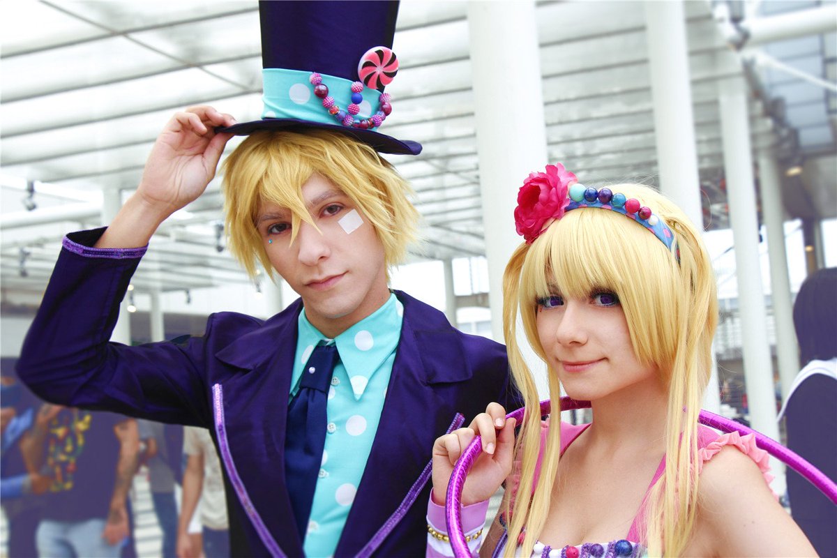maowutiya's tweet photo. Ho fatto queste belle foto alle 1 ottobre!#ROMICS2016 
 #カーニヴァル #进撃の巨人 #HunterXHunter #信濃藤四郎 #BrothersConflict #鈴屋什造 　と　#あんスタ　でした。 https://t.co/epSiJBuvFE