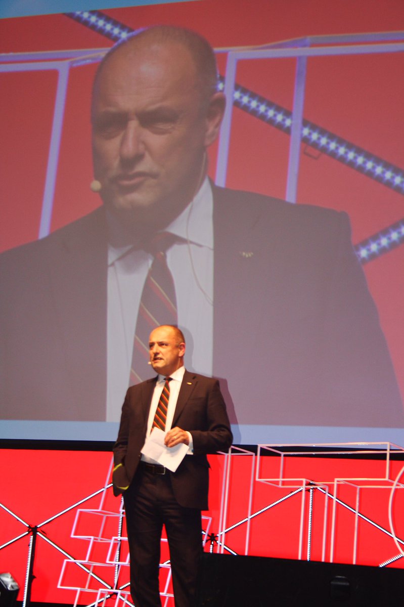 MartinJhowell's tweet photo. Extremely privileged to address the opening ceremony last night #ITSWC16 #cubicts https://t.co/TtNCbyy3DO