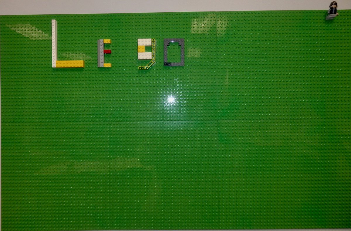 HT_MediaCenter's tweet photo. Lego Wall!
#hthsnews #makerspace #lego https://t.co/qHSvtcB9Ar
