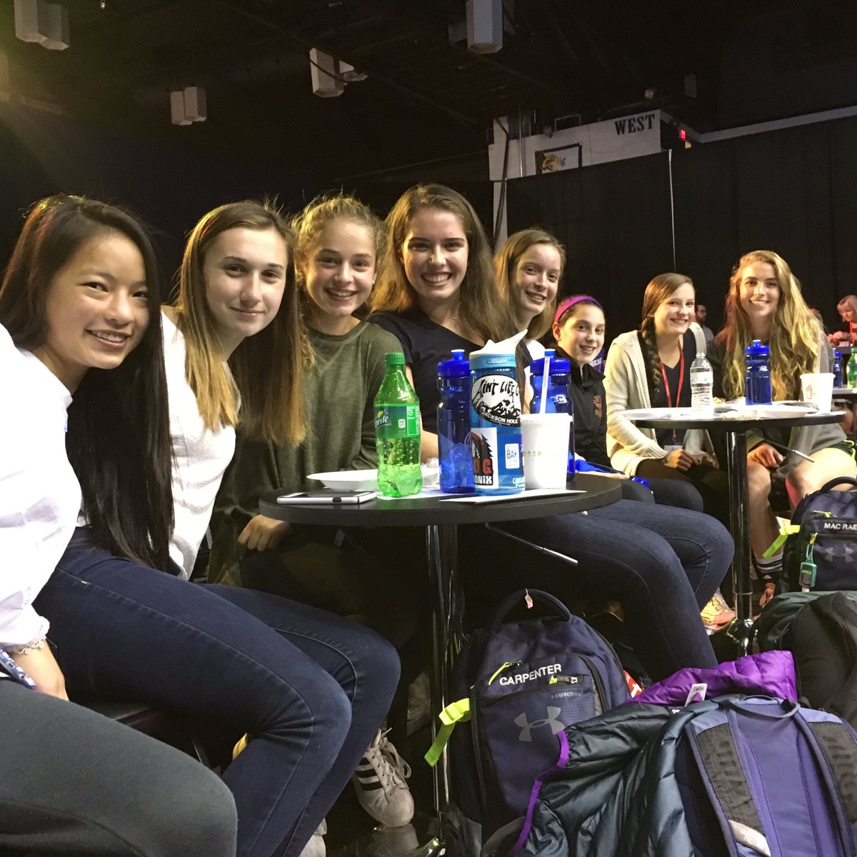 GFS girls squash represent! #USOSquash #Squash #Philly #GFSTigers #TigerStrong <a href="/USOpenSquash/">U.S. Open Squash</a>