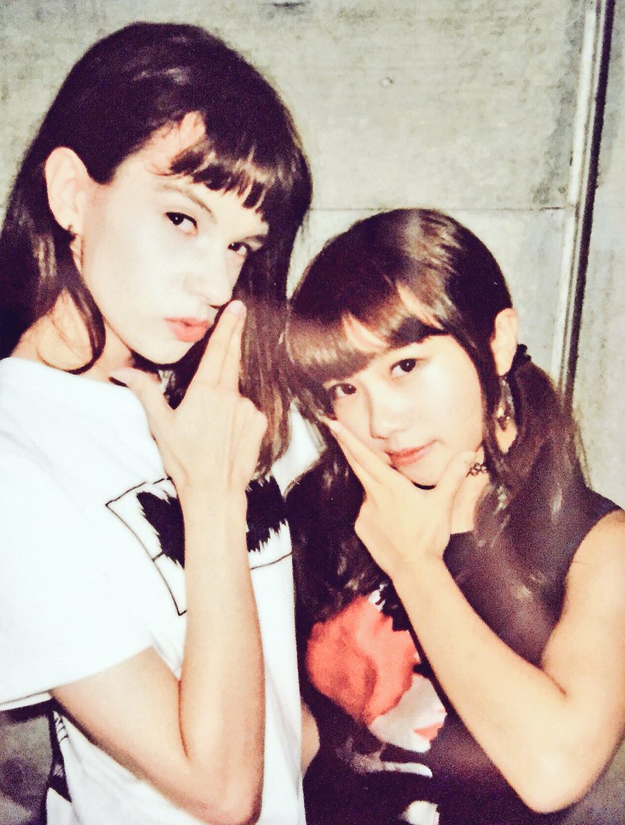 3gatsulion's tweet photo. We've grown so close 😭😭😭😭❤️ https://t.co/6QyJmKgZli