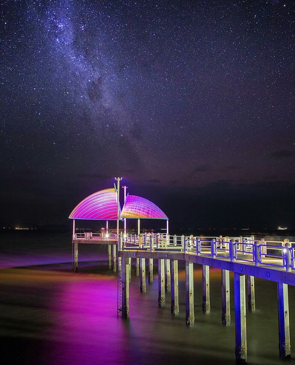 Love this shot of The Strand Jetty 💕 Pic via IG rickyebelphotography #TownsvilleShines