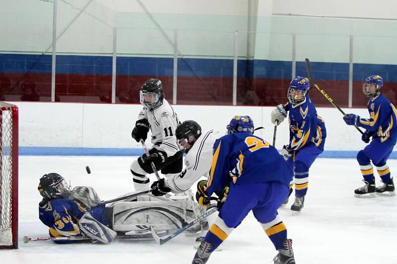 bwiles13's tweet photo. Happy bday @jackbarron_  #tripletline https://t.co/rrdV5P8SCT
