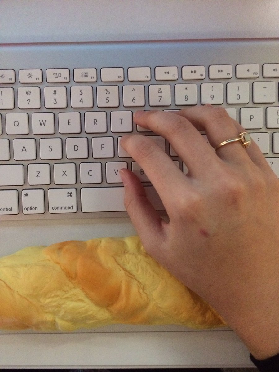 notcloud's tweet photo. this wrist rest was definitely for serious work purposes and nothing else https://t.co/3SXq8lCdW5