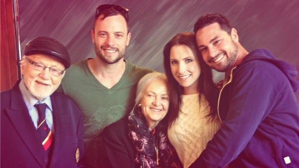 joyhope19's tweet photo. I receive no kickbacks for Pistorius family support. My condolences to them for the passing of their loved one. https://t.co/52D5FlME9O