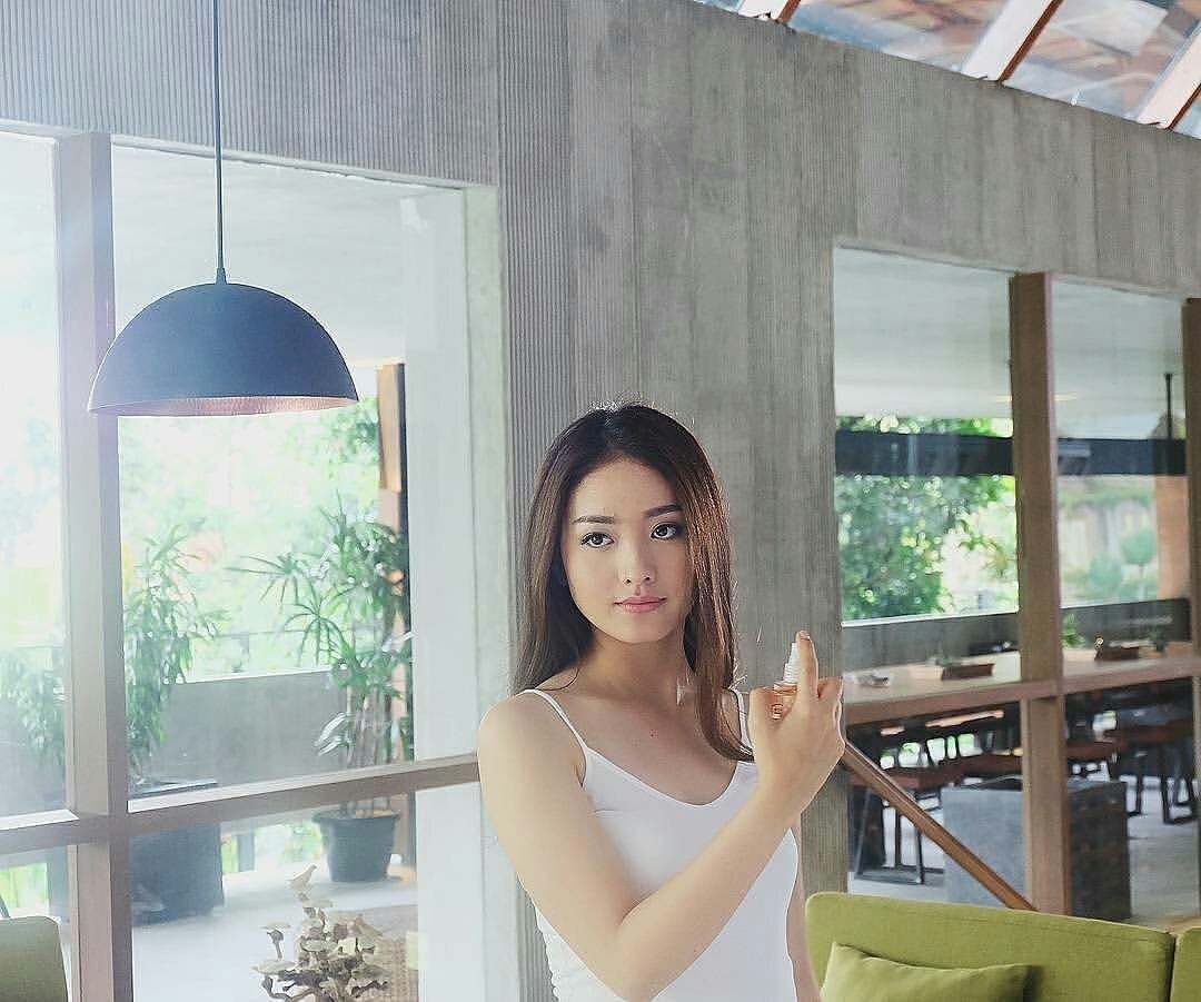 Selamat pagi inces <a href="/15natashawilona/">Natasha Wilona</a>