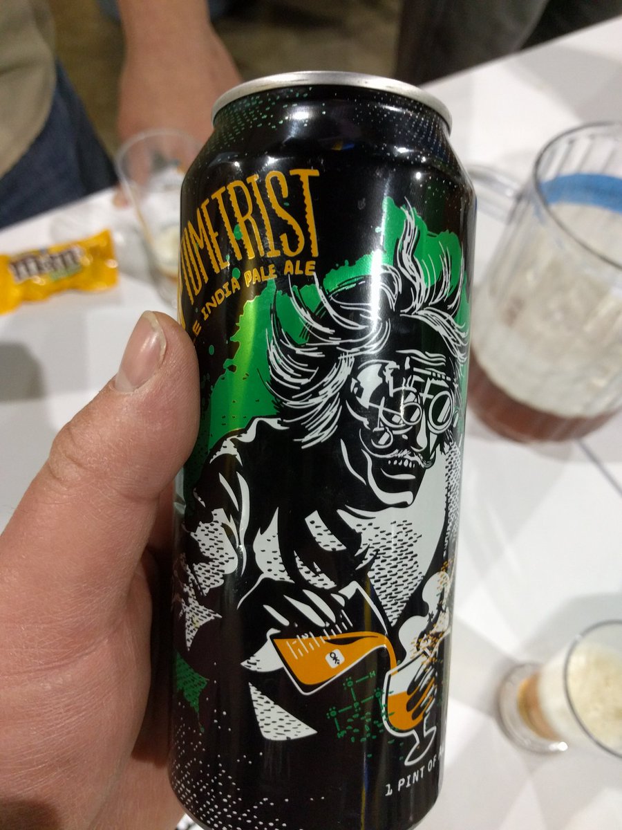 Nikobrew's tweet photo. Finally got to try @Roughtailbeer and holy crap they were great. So much hops!! Seek them out! https://t.co/uNHH2wPuUX