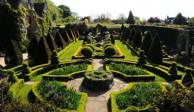 Look at this amazing picture of our Abbey House Garden. We are open Monday to Friday from 9am-5pm and Saturday and Sunday 10am-5pm.