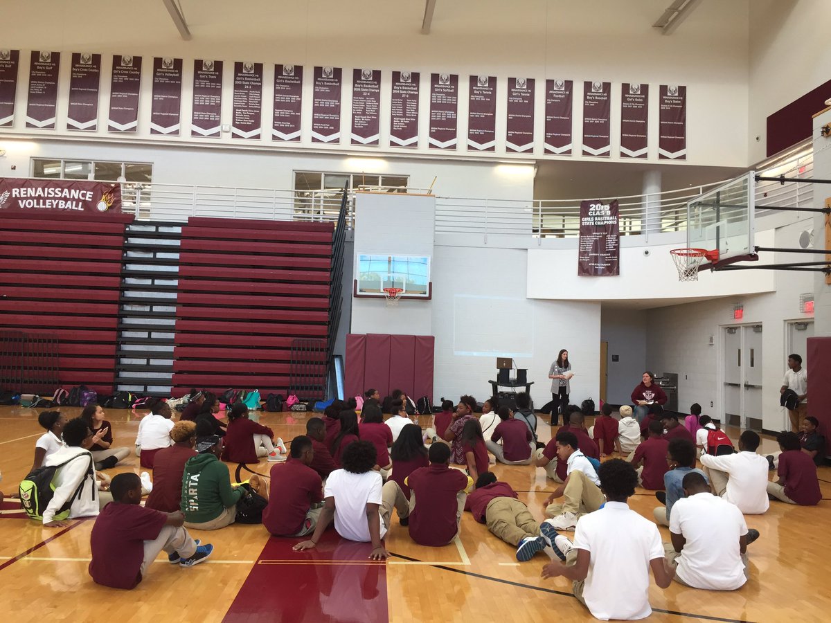 Prasanna_Angle's tweet photo. #8One Choice Presentations at Renaissance High School Detroit.our Future is Bright, https://t.co/FMHhFNwiA2