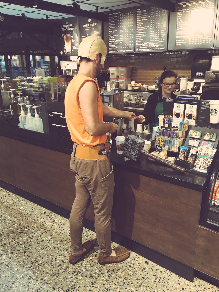 COC_5_builders's tweet photo. Starbucks. The preferred coffee of builders. #starbucks #clashofclans https://t.co/RZ6fBhNhGy