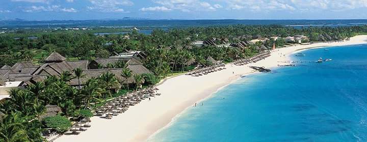 GaGraziani's tweet photo. #ViaggiodelGiorno: #Reunion &amp; #Mauritius visita al 🌋, #mare 🔝, #Resort  Lux SaintGilles e Constance BelleMarePlage https://t.co/LWQK1FqOYf