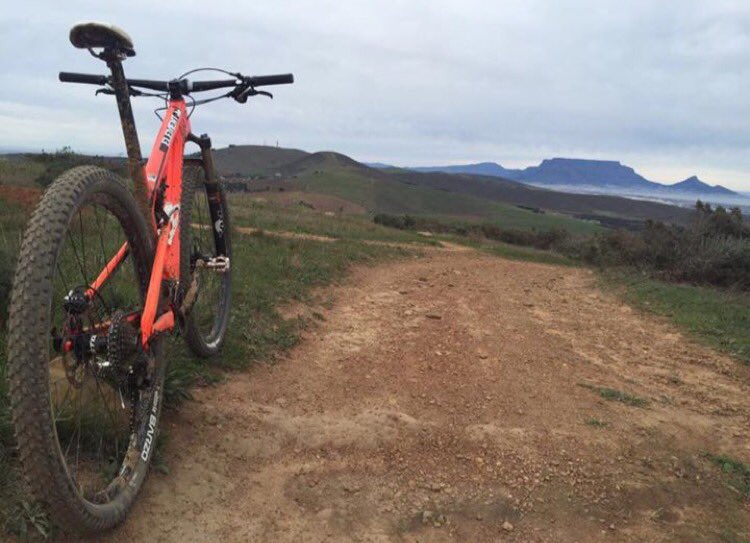 RaceFace_ZA's tweet photo. How did you start your week? #enduro #trail #mtb #raceface https://t.co/a31o94pFUU