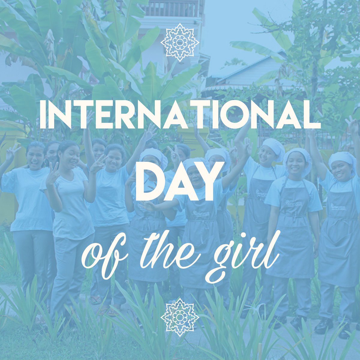 Today we celebrate #girls &amp; their #rights! Find out how we help Cambodian underprivileged women come out of poverty: urlz.fr/4cMf
