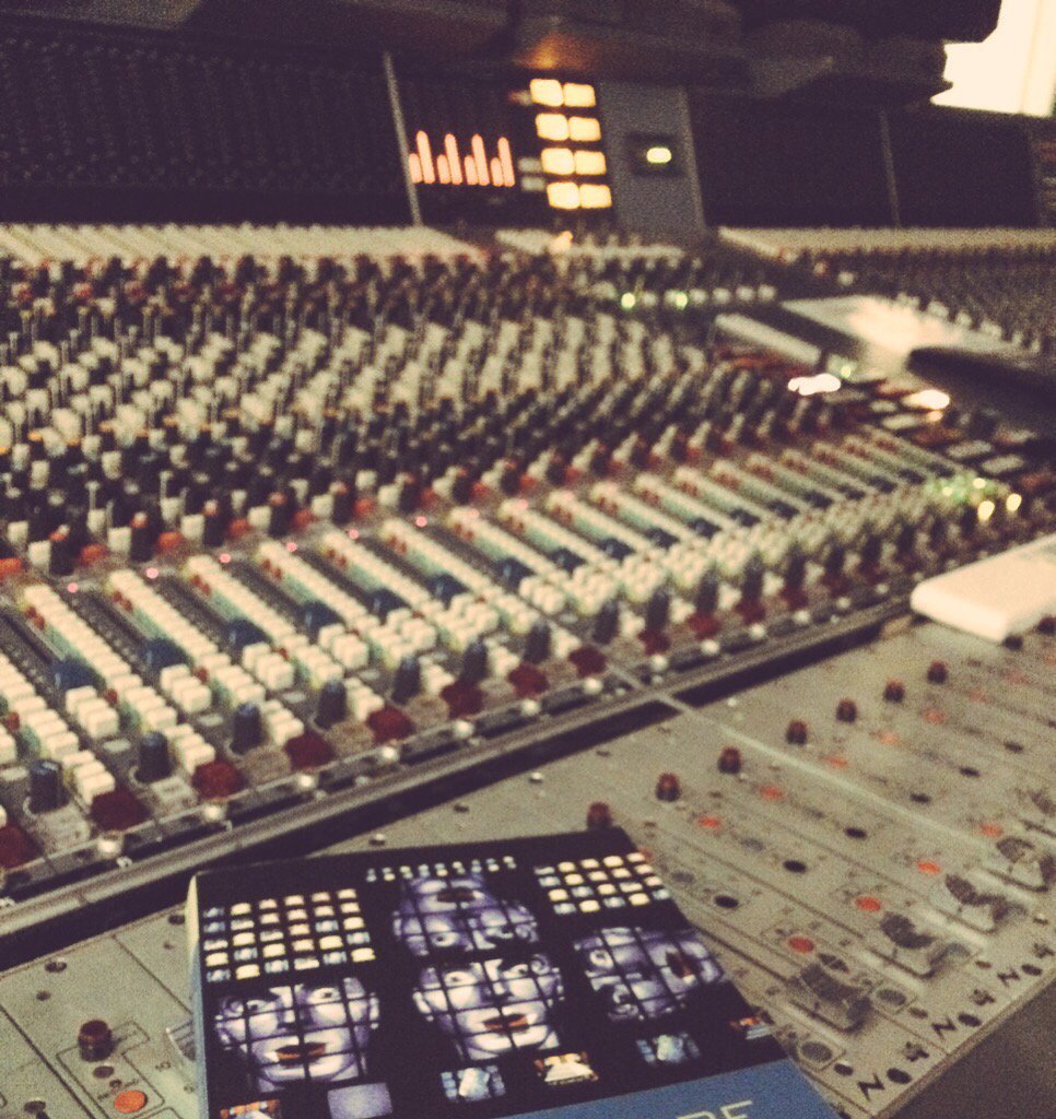 EnthalpyRecords's tweet photo. Today we were mastering some new tracks! Hope you're prepared for what's to come!😵

#NewIbizaSounds #HardHouse #Bass https://t.co/R29VMuarjw