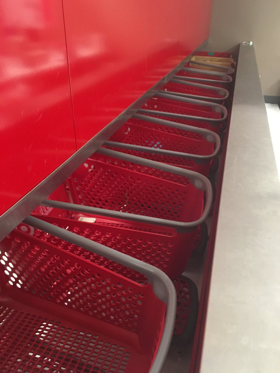 KariKiper's tweet photo. So proud of the #LegacyLegends for working hard and committing even harder to our goals 🙌 #7daysandcounting #ReadyForQ4 https://t.co/QBJtY4X0nN