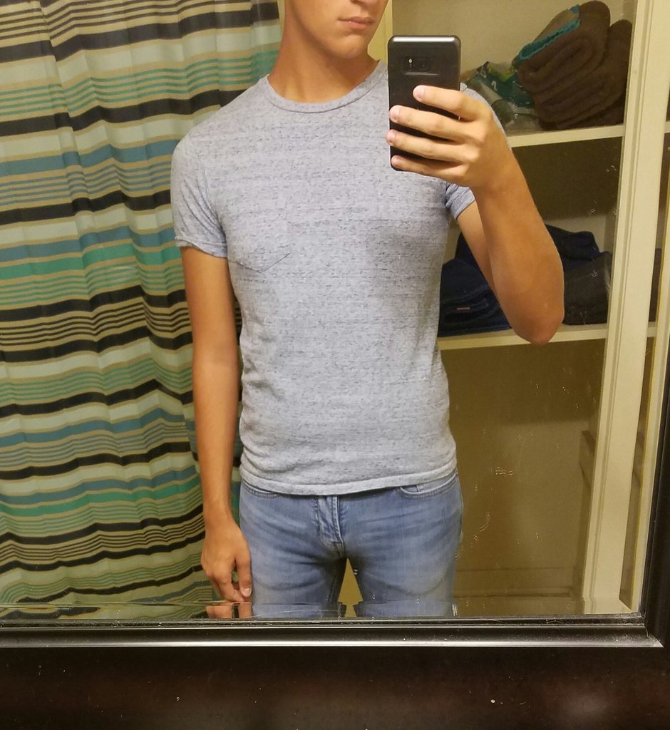 twinksafari's tweet photo. Just turned 18 :) pm for more ;) Yet another hot twink #gaynsfw #nsfwfollow #twink #fuckable #twitterafterdark https://t.co/fjNvq6wzZX