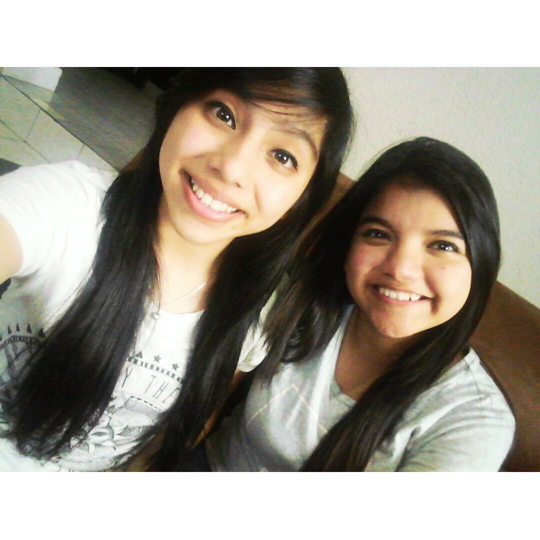 Darly_pinzon's tweet photo. Pasamos un bonito día juntas 👭😂💕 @EuniceChuy_ https://t.co/eGprQPvIg5