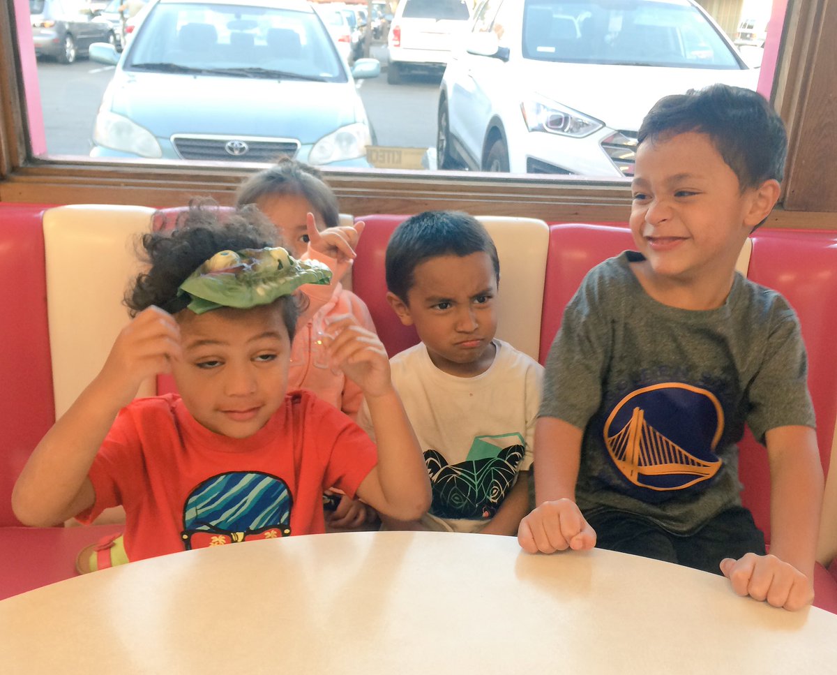 LULUlowcc's tweet image. Went bowling with these crazies on my day off #HBDelijah💙