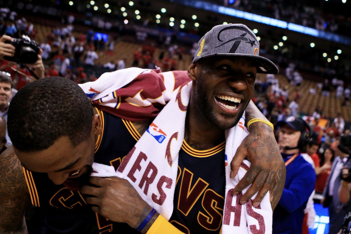 espn's tweet photo. Hey @Indians, it seems like there was another Cleveland team not too long ago that had to go through Toronto to win it all... https://t.co/kUeUX0WNhy