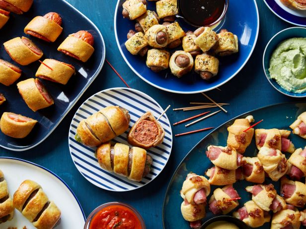 FoodNetwork's tweet photo. Your pigs deserve a new blanket on game day. Try these new flavor combos: https://t.co/E6m7UNAa7y. https://t.co/iJZunFbcvh