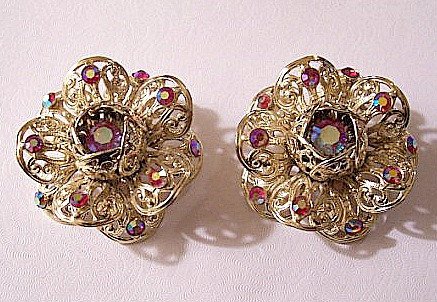 Red Stone Filigree Petal Flower Clip On Earrings G… tuppu.net/afe40632 #PrettyJewelryThings #LargeFlowerEarring