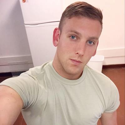 mandownsouthxxx's tweet photo. Nothing beats a cute Dutch doctor just off night shift who's horny, hard and full of cum...I'm open wide Doctor!
#escort #cock https://t.co/hW0B72DALO