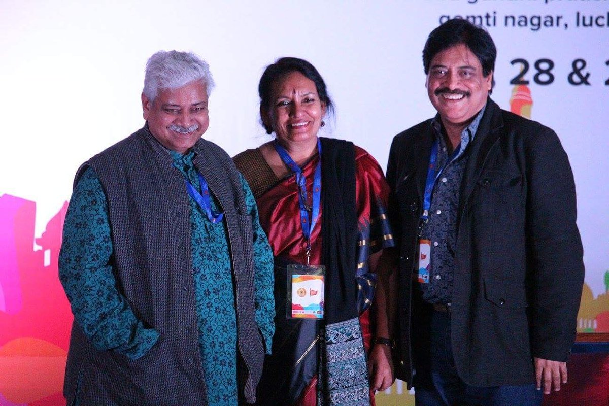 PragyaBisen1's tweet photo. #LucknowLitFest #llf15 https://t.co/hBGUsRDlnA