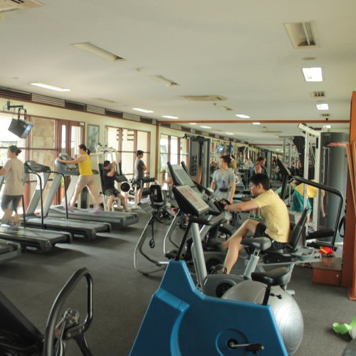 SportsCenterHIC's tweet photo. Fitness &amp; Gym merupakan fasilitas favorite karena mereka dapat membentuk tubuh mereka setiap hari dan setiap saat, https://t.co/xQTHqXNDtB