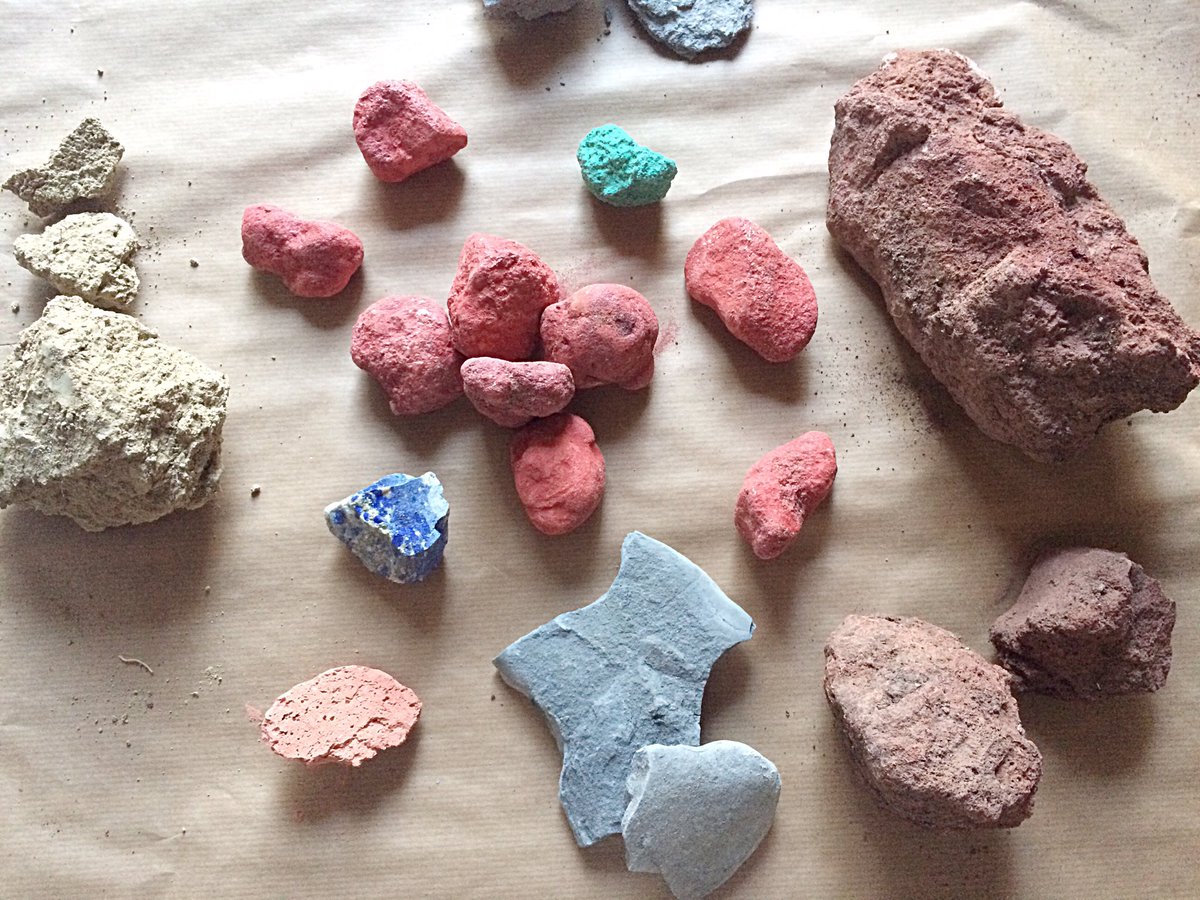 SeymourPip's tweet photo. Our paints, pastels and pigments use natural sources #painting #art #kunst #Peinture #pigment #naturalpainter https://t.co/7qzef9fadt