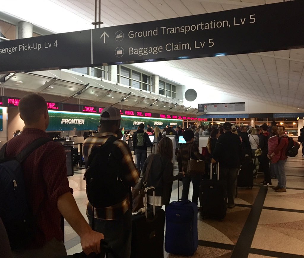 BlueLollipopRd's tweet image. @FlyFrontier you are THE WORST. You really get what you pay for w/your "bargain" rates. Always disappointed. #Travel #CustomerServiceFailure