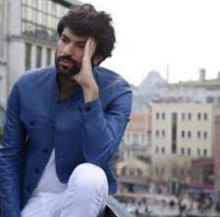 mafer031510's tweet photo. #Happy35EA_OneOnly_Essiz #HermosoPríncipeEnginAkyurek @Artistanbul1 @gulfianos @EuzaDuarte @edsantos14 @RazwaAlthaf @ZahraniMah @Far7a100 https://t.co/2wO7oaQ7Hd