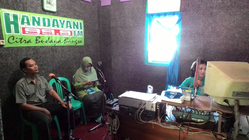 RadioHandayani's tweet photo. Talkshow bersama #RSUD_Wonosari_Gunungkidul @jogjastreamers https://t.co/H0n54sLufe