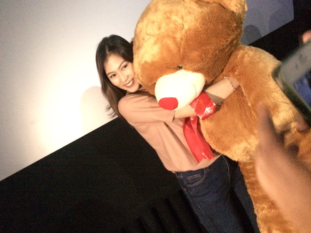 Mskathyfuentes's tweet photo. Yung makita kita ate @Mscathygonzaga nang ganyan kasaya sobrang priceless and worth it! Kahit ako ramdam ko gano ka natuwa.iloveyou #sephlex https://t.co/okJBkH8XUu