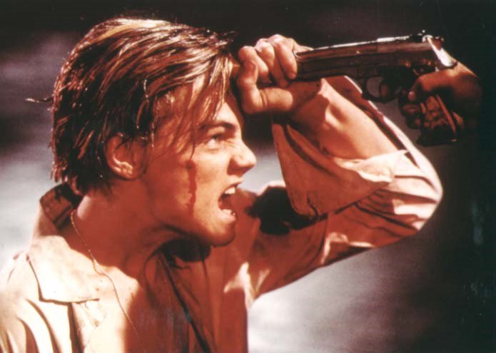 8. 레오나르도 디카프리오 진짜 장애인이냐는 오해를 받을 정도로 훌륭한 연기했던 길버트그레이프로 아카데미 최연소 조연후보에 올랐지만 아름다...