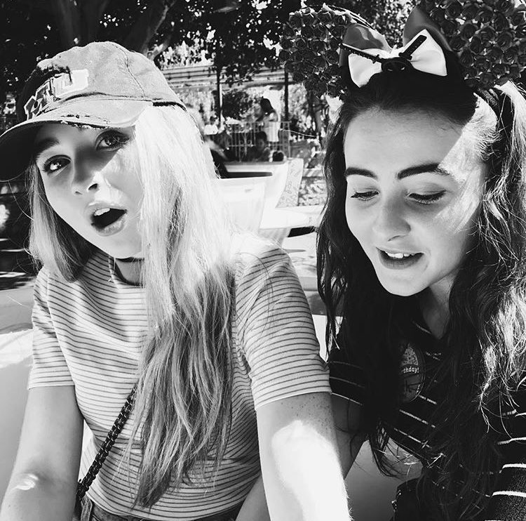 友達のサブリナ ナイキ（NIKE）（レディース）バスケットシューズ バッシュ HP