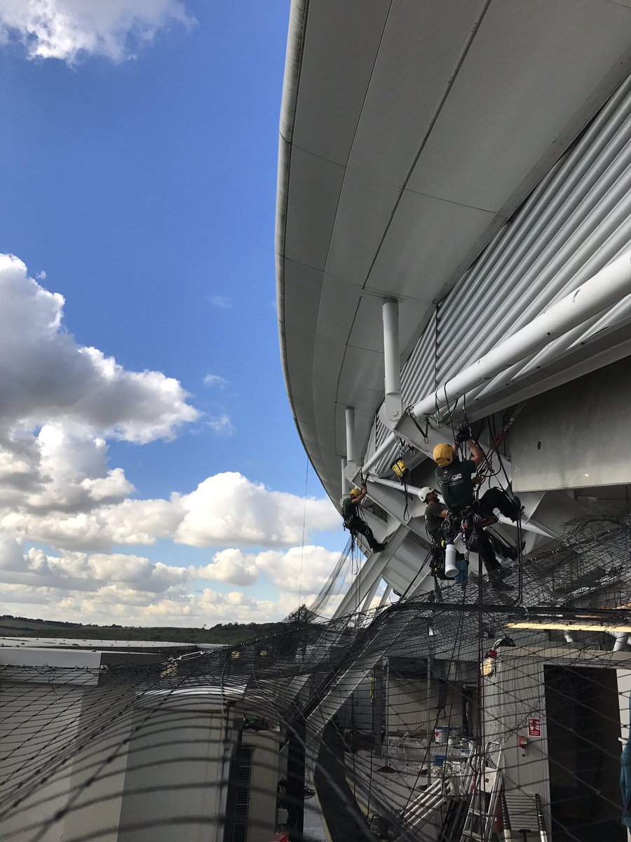 edgeropeaccess's tweet image. Storm the embassy ! ...... #ropeaccess #bhafc