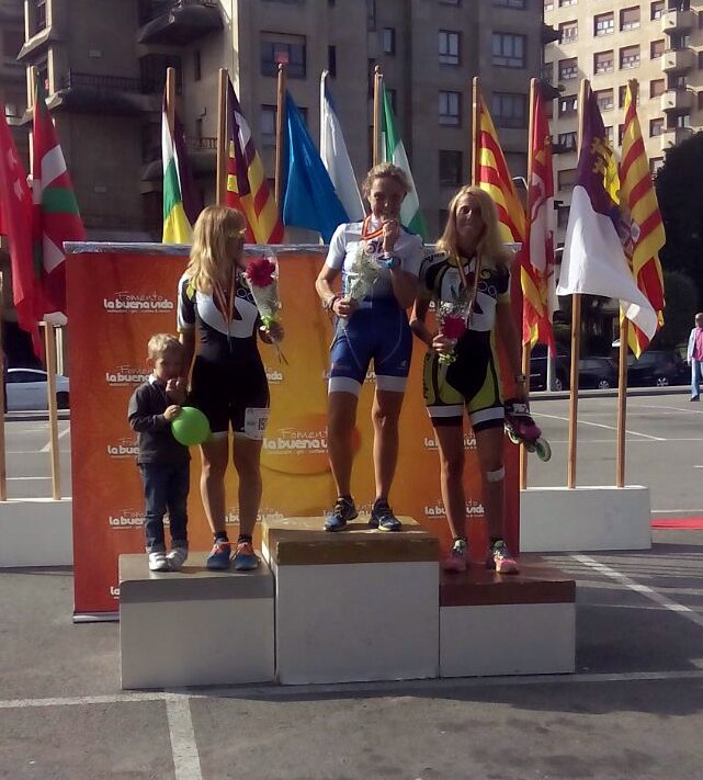La patinadora malagueña Belén Moreno campeona de España de patinaje de velocidad en la categoría Master 40 facebook.com/malaga2020/pos…