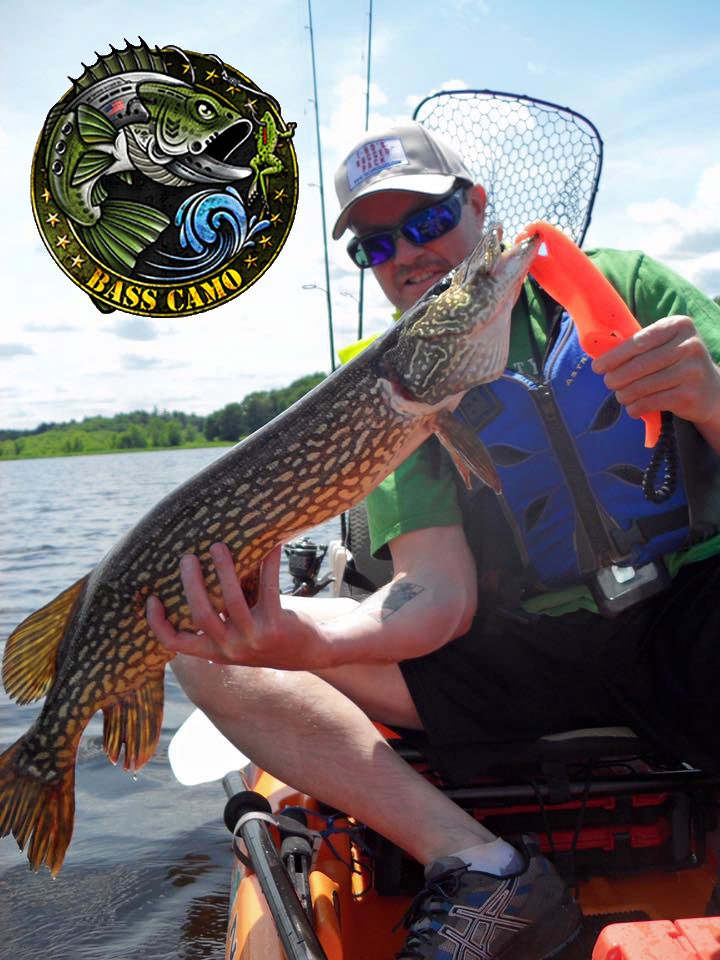 BassCamo's tweet image. #ToothyTuesday #FallBite can yield some great #trophyfish #WetAline reminder to sign up for our #BassCamo 2 T-Shirt #giveaway #pinnedtweet