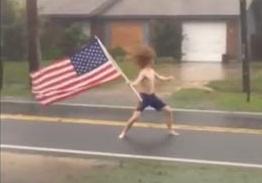 Shirtless Florida man headbangs in Hurricane Matthew
bit.ly/2dYeWem